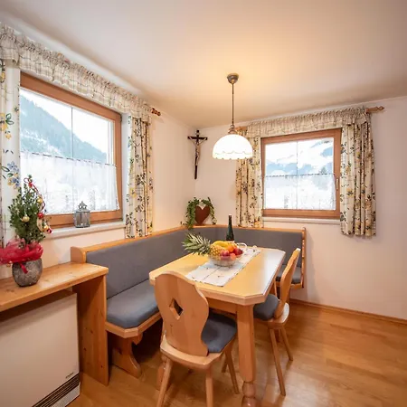 Apartment Johann In Wald Im Pinzgau With Balcony Exterior foto