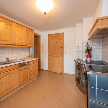 Apartment Johann In Wald Im Pinzgau With Balcony Exterior foto
