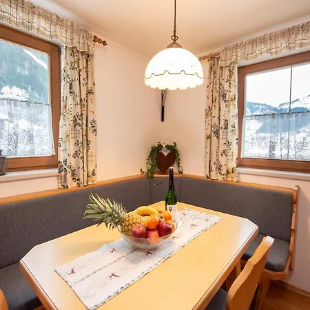 Apartment Johann In Wald Im Pinzgau With Balcony Exterior foto